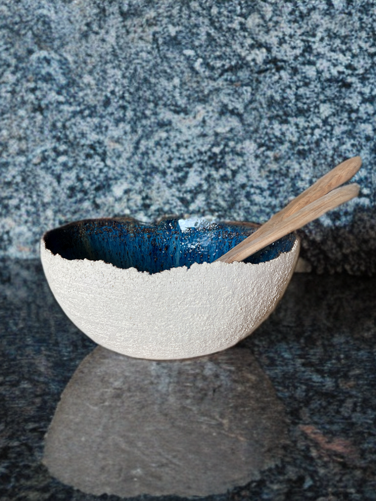 Saladier coquille grand format couleur bleue en céramique